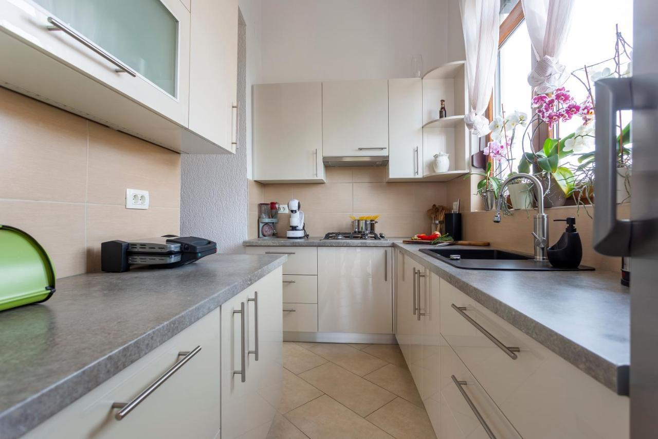Apartman Lema Pula Exterior foto